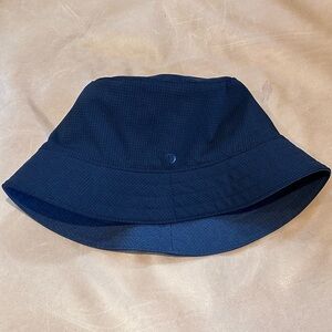 Lululemon Bucket Hat (reversible)